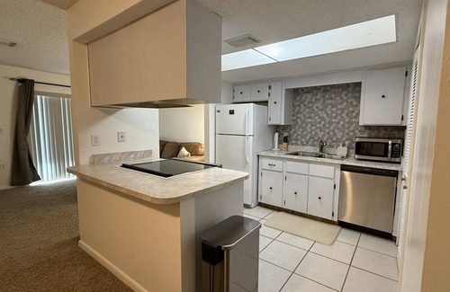 Sun 'N Lake Villa | Cozy & Stylish 1-Bedroom Retreat in Sebring, FL