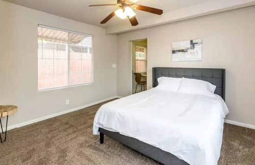 Roosevelt House | Cozy & Stylish 2BD/1BTH - Great for Long-term Stay