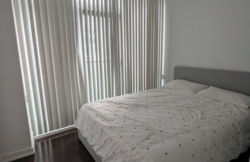 Toronto Entertainment District Condo | Cozy + Stylish Apartment in Heart of Downtown Toronto