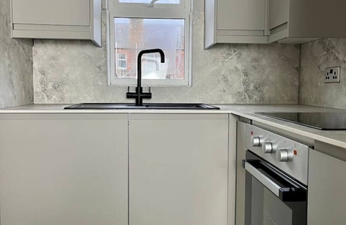 Galashiels Apartment | Cozy, stylish central apartment: free parking