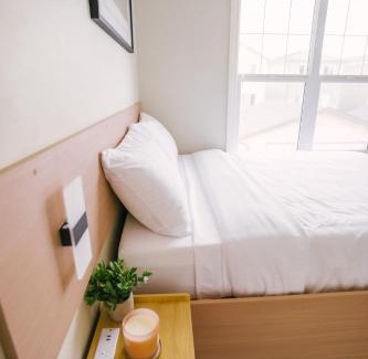 Regina Apartment | Cozy & Stylish Laneway suite