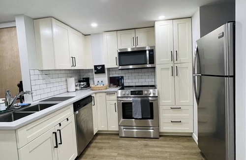 Winnipeg House | Cozy suite in St. Boniface