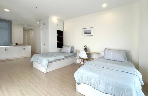 Kampar Bed & Breakfast | Cozy Suite - Near UTAR - Champs Elysees Kampar