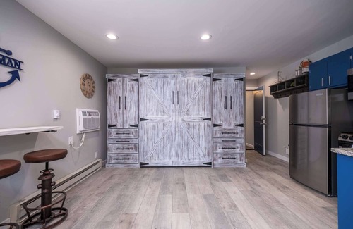 Bridgman Condo | Cozy Suite Near Weko Beach and Warren Dunes