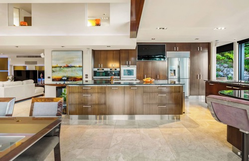 Ngaio Bay Cabin | Cozy Suite - Ocean View & Private Beach