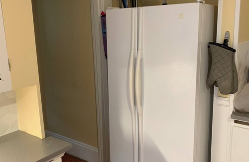 Sunnyside House | Cozy Sunnyside Flat in Historic Home