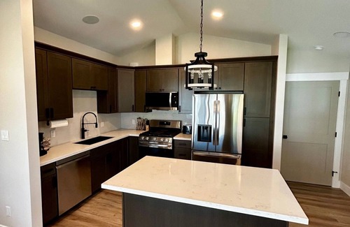 Anacortes House | Cozy Sunrise Oasis one mile from downtown restaurants & shops