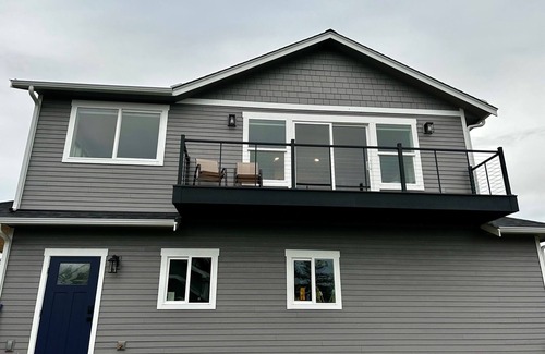 Anacortes House | Cozy Sunrise Oasis one mile from downtown restaurants & shops