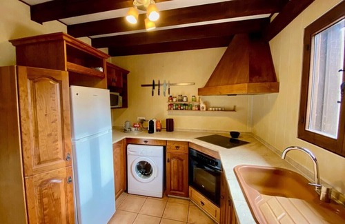 Tarifa House | Cozy surf house with BBQ area, outside Tarifa - 600m to the beach