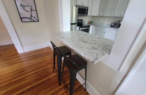 Sans Souci House | Cozy Swamp Rabbit - Sans Souci Greenville Furman