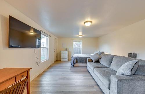 South Tacoma Apartment | Cozy Tacoma Getaway with Grill and Hot Tub!