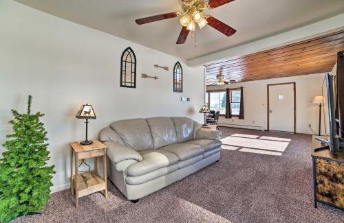 Tawas City House | Cozy Tawas City Home with Views of Lake Huron!