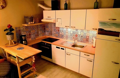 Ehrenberg Apartment | Cozy temporary home, with own terrace and garden - near Wasserkuppe.
