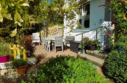 Ehrenberg Apartment | Cozy temporary home, with own terrace and garden - near Wasserkuppe.