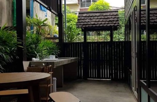 Chang Moi Villa | Cozy Thai style wooden villas in Thapae private make you feel at home.