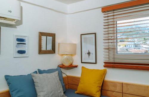 Colonia 5 de Diciembre Apartment | Cozy, Thoughtful Studio - Steps from Beach & Town