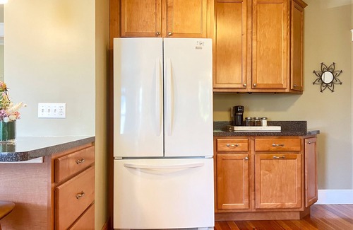 Braintree House | Cozy three-bedroom home close to Boston