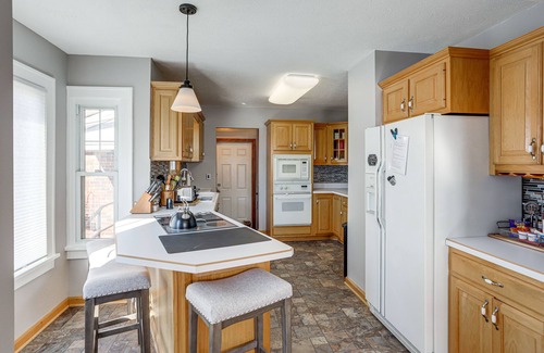 Tiffin House | Cozy Tiffin House w/Private Pool: 1 Mi to Town!