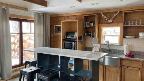 Creede House | Cozy Timbers
