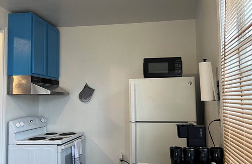 Texarkana RV Rental | Cozy Tiny Home In Campground with AC and WiFi in Texarkana TX