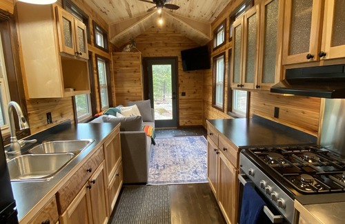 Lakeside House | Cozy Tiny Home near Flathead Lake #NoBadDaysLakeside