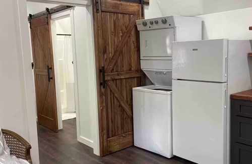 Taylorsville Cottage | Cozy Tiny Home tucked in the woods w/firepitnn
