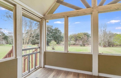 Iberia Parish Cottage | Cozy Tiny House Getaway on the Bayou