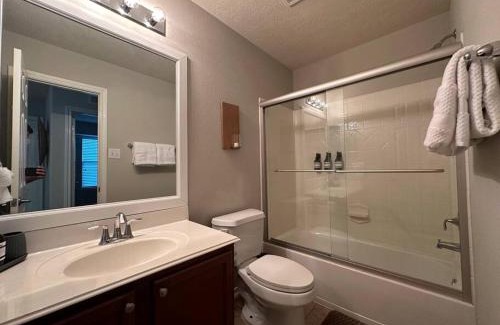 Sterling Ridge House | Cozy townhome in The Woodlands