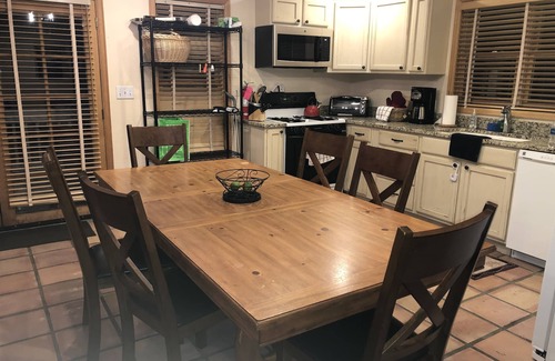 Crested Butte House | Cozy Townhome in Town sleeps 8!