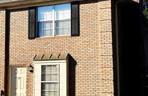 Forest Lake House | Cozy Townhome Tuscaloosa, 2-Bedroom, Walk to Campus Stadium & Downtown Strip