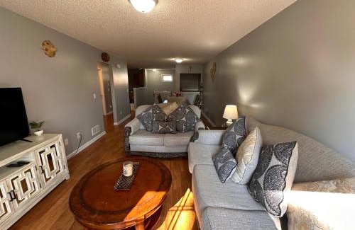 Hugo Villa | Cozy townhome