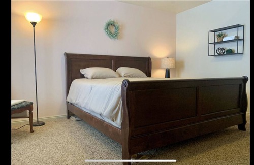 Chubbuck House | Cozy townhouse—centrally located w/ garage!