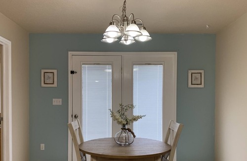 Chubbuck House | Cozy townhouse—centrally located w/ garage!