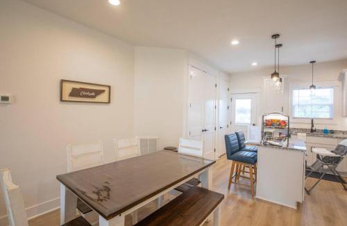 Clarksville Apartment | Cozy Townhouse Close to Downtown