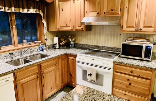 Intervale House | Cozy townhouse minutes from North Conway.