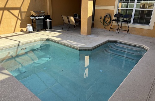 Lindfields House | Cozy townhouse next to Disney Parks