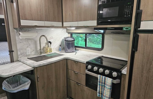 Andersonville House | Cozy travel trailer with AC and lake access to beautiful Norris Lake