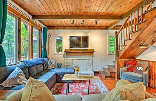 Wilmington House | Cozy Treetop Hideaway Near Harriman Reservoir!