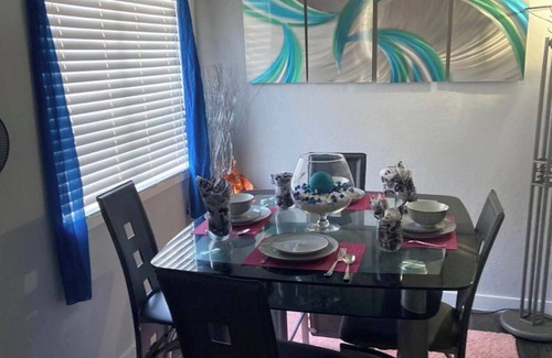 Kirkman South Apartment | Cozy trendy Condo/Apartment near universal studios 18 min from Disney