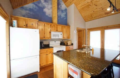 Cookson Cabin | Cozy Turtle cabin @ Lake Tenkiller