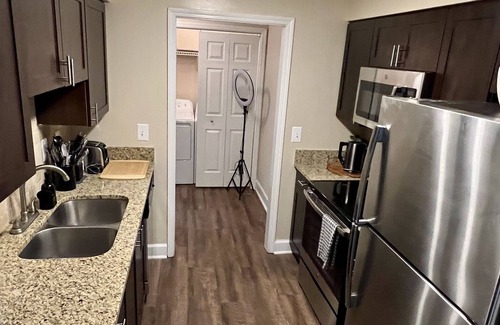 Lindbergh Apartment | COZY TWO BEDROOM IN BUCKHEAD CLOSE TO EVERYTHING!