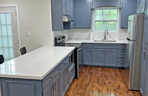Harlingen House | Cozy two bedroom near the airport with a large backyard