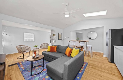 Cherokee Triangle Apartment | Cozy Unit | Near Bourbon Trail + Backyard Access!