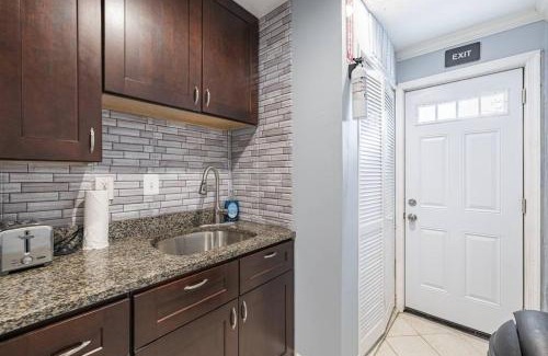 Anacostia Apartment | Cozy Updated 2BR Apartment in DC