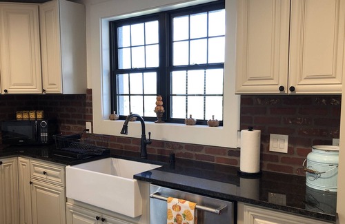 Rockwall House | Cozy updated farmhouse just minutes away from everything Rockwall