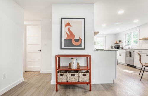 Bloomington House | Cozy updated ranch close to everything Bloomington has to offer.