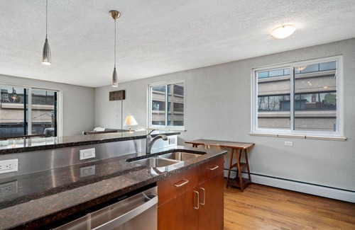 Capitol Hill Condo | Cozy, upgraded top floor 1-bedroom condo in Central Denver/Capital Hill!