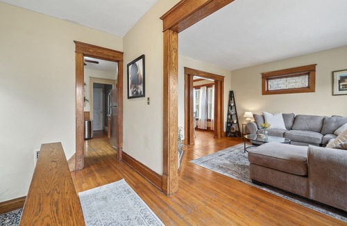 North Buffalo Apartment | Cozy Upper 3 bed 2 full bath + loft + balcony
