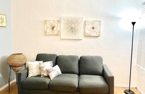 Bankers Hill House | Cozy Urban Cottage