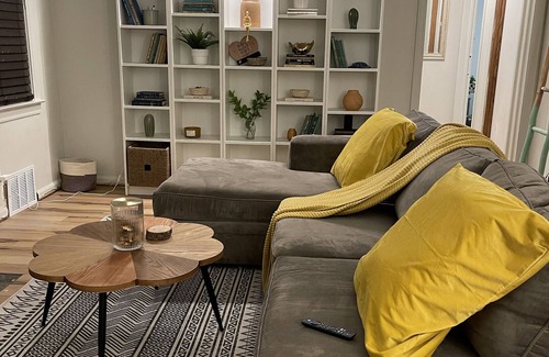 Southfield House | Cozy Urban Oasis to rest and reset.